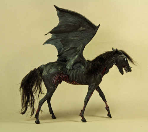 quequinoxart:  “Asakku” the demon horse/ thestral, made from polymer clay over wire and foil, painted in acrylic, with mohair mane and tail. He is about 4 inches long from chest to bum and 6 inches tall. I made him back in September/ October,