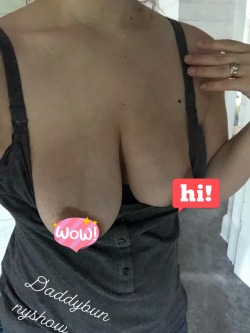 daddysbunnyshow:Bunny’s sexy self showing off, show some love, Here’s the uncensored version 