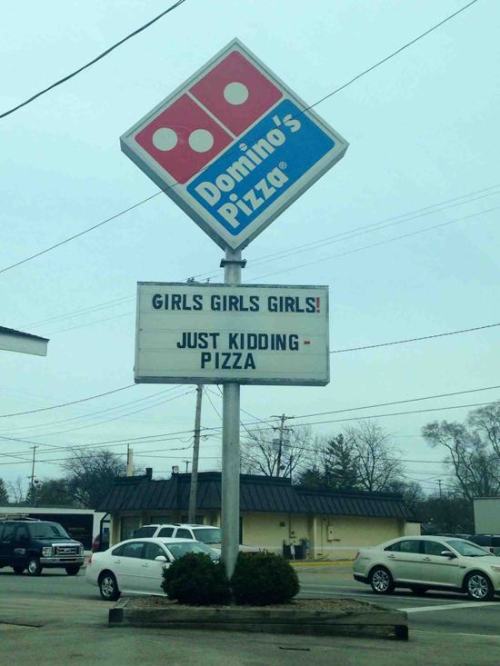 pleatedjeans:19 Funny Signs Spotted in the Wild
