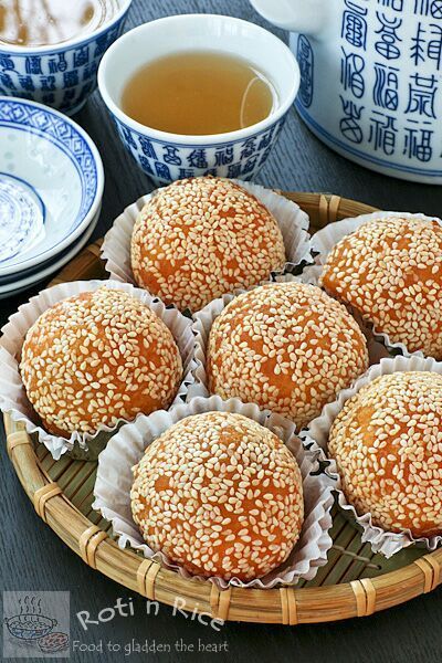 (34) Pinterest • The world’s catalog of ideas Roti n Rice | Jian Dui (Deep Fried Glutinous Rice Ball