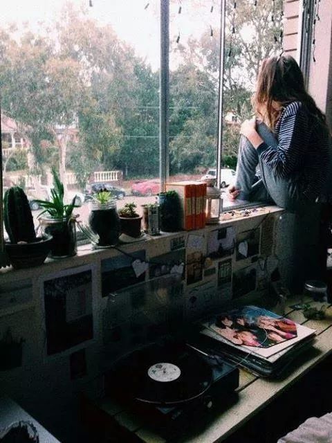 GIRLS GONE VINYL 