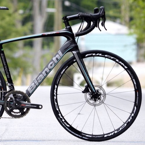 glorycycles:Campagnolo H11 EPS and mechanical available now. See link in bio for group set prices #c