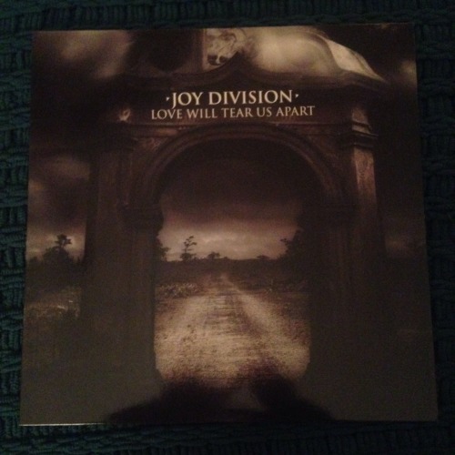 Joy Division - Love Will Tear Us Apart / Transmission UK Press 2009 (Cleopatra)