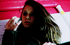 tatianamaslanys: orphan black rewatch: 1x01, natural selection → favorite sarah scenes [2/7]