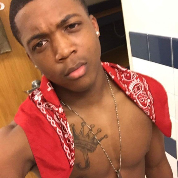dltraphouse:  PiRu dick👌🏽🍆