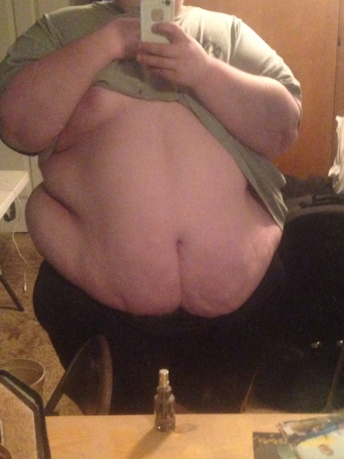 pyramidgoblin:  I think Iâ€™m in love lol   I know I was, and then he went and