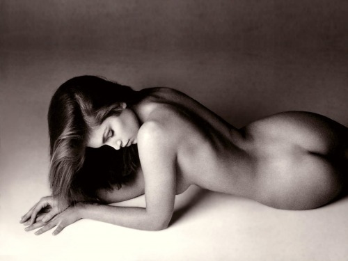 Porn naked-models:Cindy Crawford photos