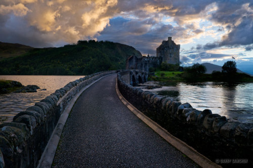 kitamere: forursmiles: Places to Visit: Scotland So beautiful.  This place is like out of my dr