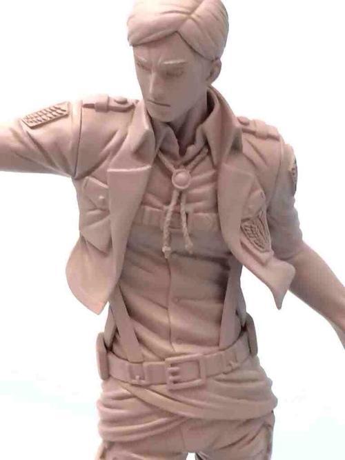  First looks at SENTINEL’s Erwin, Hanji, and Titan Eren figurines from Wonder Festival 2014!  A new (3rd) version of Levi was announced also, it seems. My wallet is crying. ETA: Added two more Hanji photos!