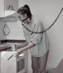 denial-switch:  House cleaning day. Every half hour I check whether she’s done all the chores, then move her by the chain and reattach it in the next room.