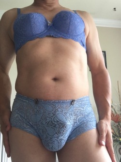 cmancream:My Superbowl Outfit. Who wants to Watch with me?