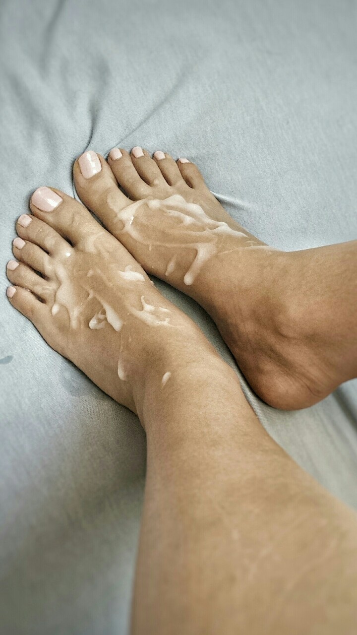 Cum On Feet
