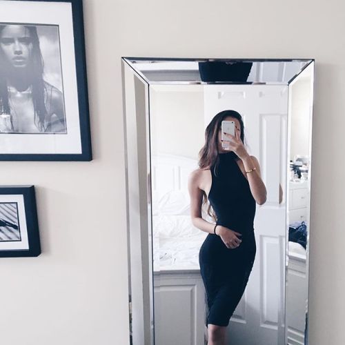 ronahys:Ask me a question for a blog rate xg o l d o u x