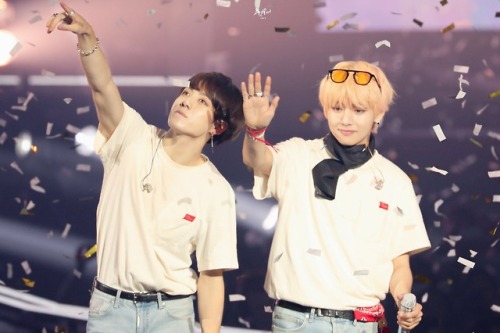 taekookmaybe: 09.08.18 Love Yourself Tour in LA  © BestPartKV