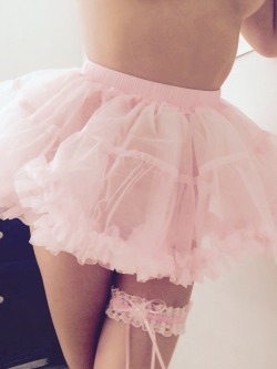 liddoboop:  My new tutu came in! I got the happies now 💗 