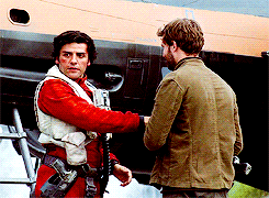 lukeskywalkers:  “You have to just look very closely, you have to watch it a few