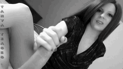 robinwilde:  tanyateases:  Rubbing your excited head with my small hand. Still think