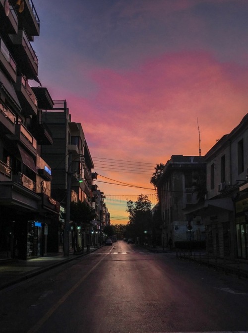 Γιατί τέτοια ομορφιά