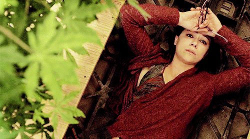 thegifsource:Cosima laying on the floor, surrounded by weed.4x02 // 4x07