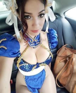 steam-and-pleasure:Pamela as Chun Li