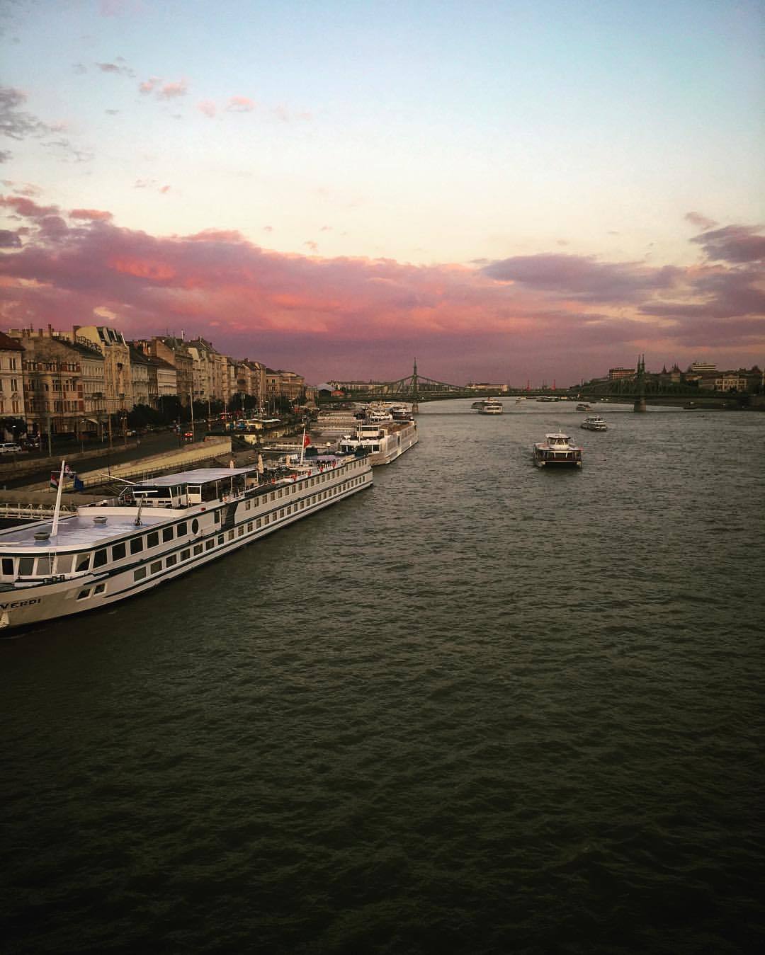 My house in Budapest, my hidden treasure chest🎶  (at Danube River, Chain Bridge,