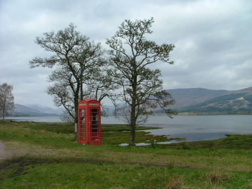 Telephone box, Loch Eil, near Blaich
