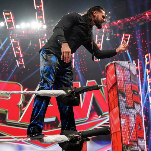 RAW 18th April, 2022 DigitalsGallery: https://seth-rollins-fans.smugmug.com/Seth-Rollins/Digitals/Sh