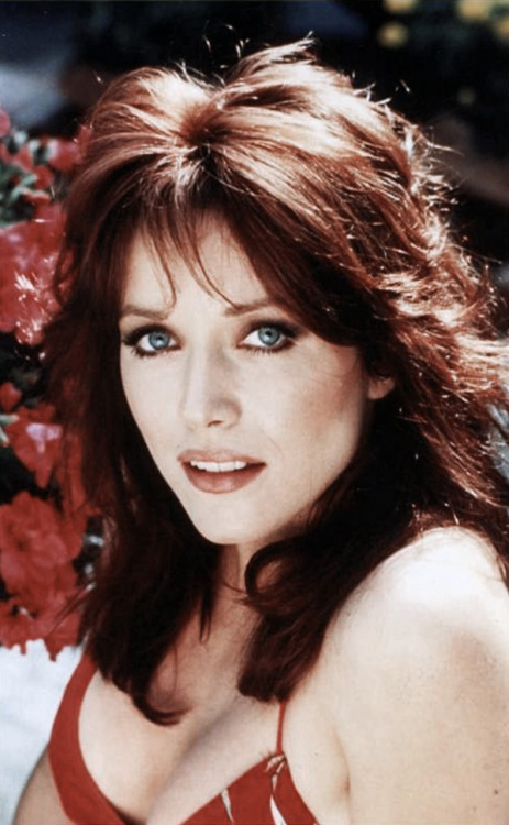 vintagefeminineform: redbishop37: Tanya Roberts. Victoria Leigh Blum (October 15, 1955 – January 4, 