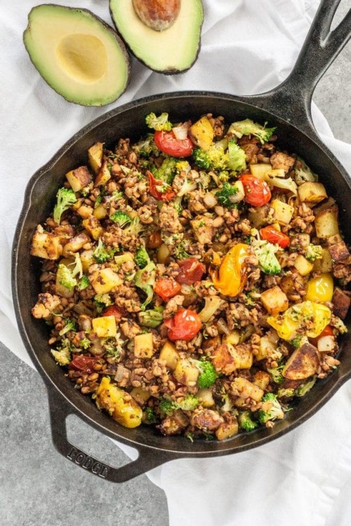 A Savory Vegan Breakfast Round UpSmashed Mexican Beans Avocado Toast (GF)Simple Vegan Breakfast Hash