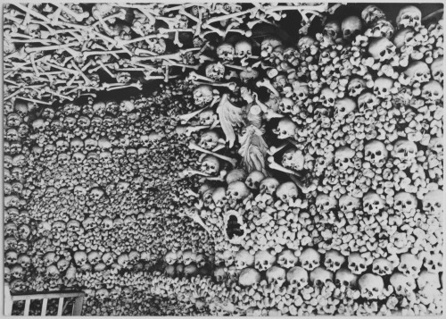 bookoffixedstars:Chapel of Skulls (1776)