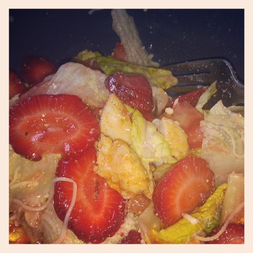 # Lunch #Chicken #Salad w/ #Strawberries and #Raspberry #Vinegarette #Healthy #Food #Lifestyle who e