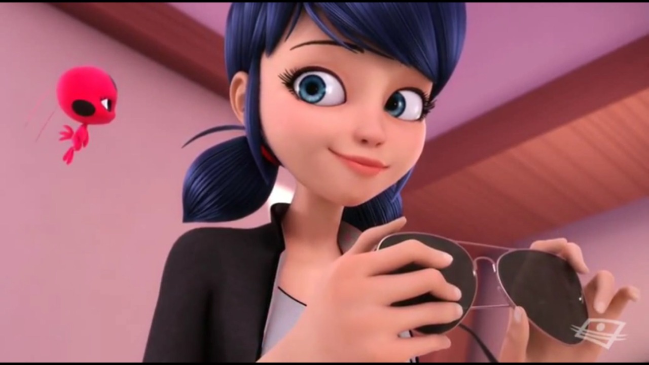 miraculous-hearts:  Can we talk about how cute/fierce Mari was in this episode??