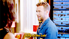 boothseeleybooth:#ThankYouBones Week Day 5 (20th March): 8 jack hodgins ‘king of the lab’ scenes