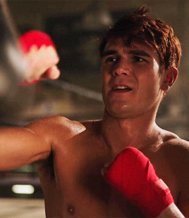 shattxrstar:  KJ Apa as Archie Andrews in Prom Night (Riverdale 3x20).