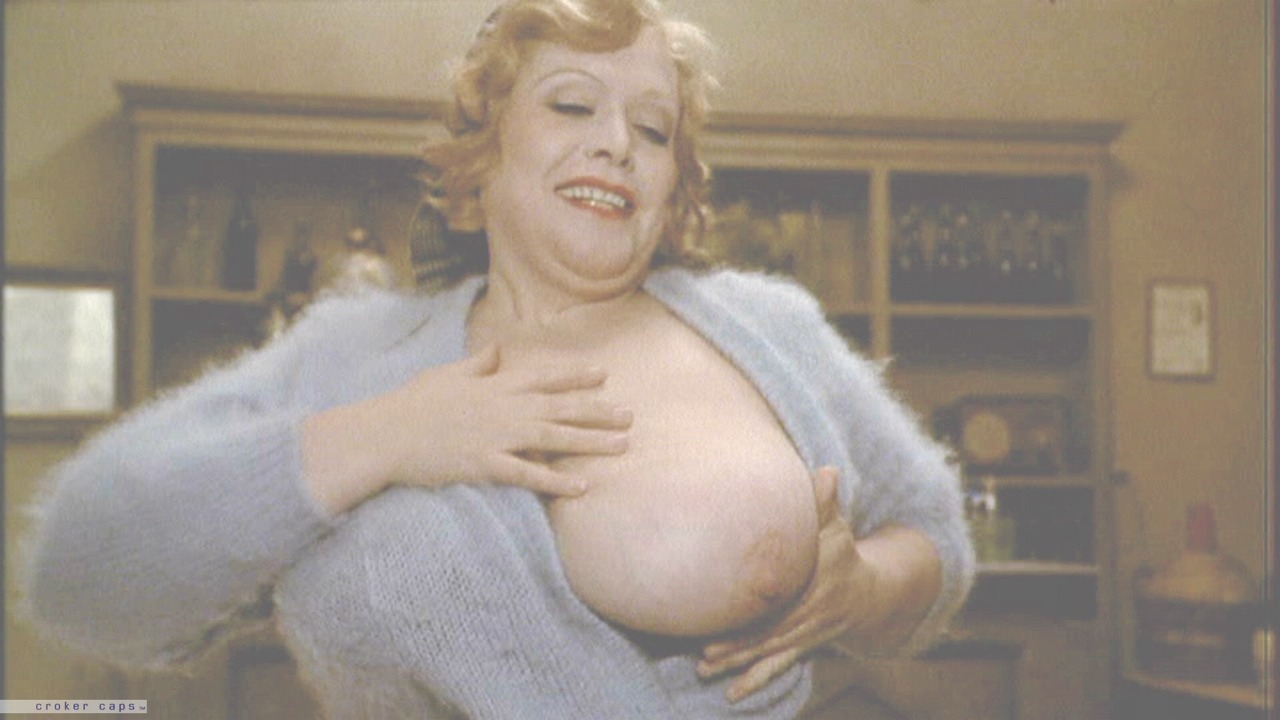 topcelebtits:  Maria Antonietta Beluzzi - Amarcord (1973) Top Celeb Tits rating: