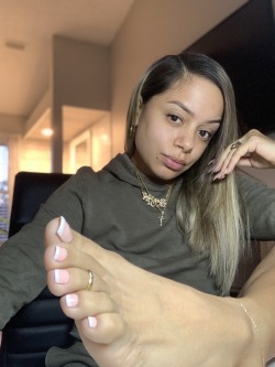 feetseekah:Miliani porn pictures