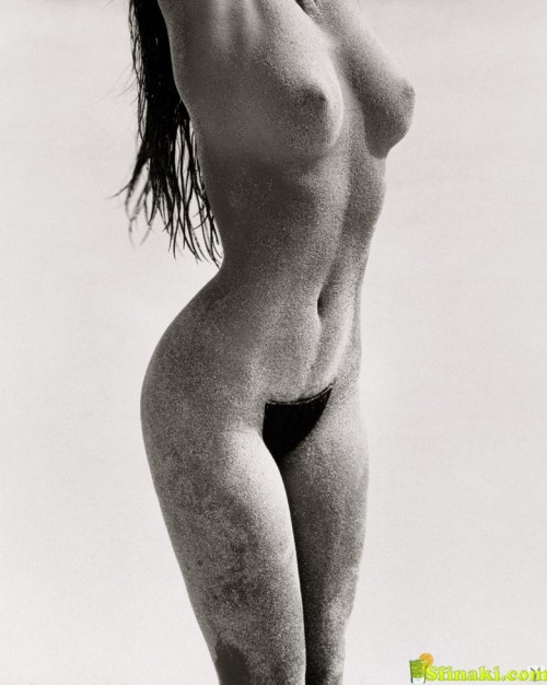 famous-nsfw-tub:  Cindy Crawford. When it comes to supermodels of the 90′s, she is number 1. (Part 2) Thanks to sfinaki.com 
