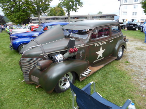 fromcruise-instoconcours - Rat rodded tudor, loaded with cool...