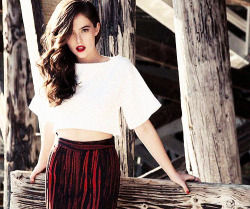 dailyva:    zoey deutch for the untitled