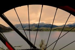 nudusforis:  Bike ride sunrise