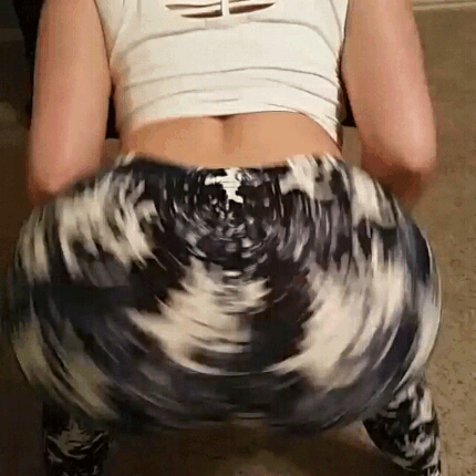baddiesroundtheworld:  Mandy Kay