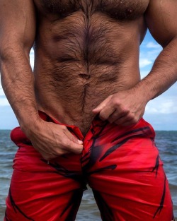 tribeofoneuniverse-deactivated2:gay-blog-daddy-things:WOOF adult photos