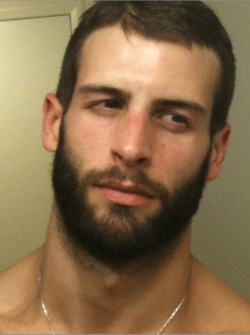 realmenstink:  BEARDED MUG SHOT !!!  WOW!!!!!!!!!!!! 