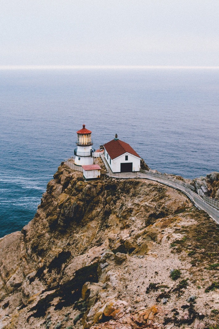 ivvvoo:  Untitled by SamAlive