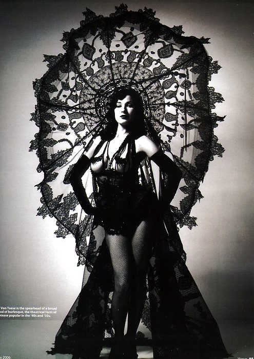 dita-fan: Dita Von Teese