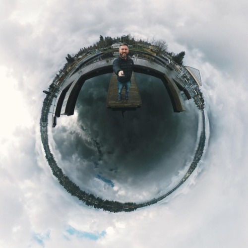 Chilly day at the lake! . . . . . #tinyplanet #lifein360 #littleplant #smallplanet #360photography #