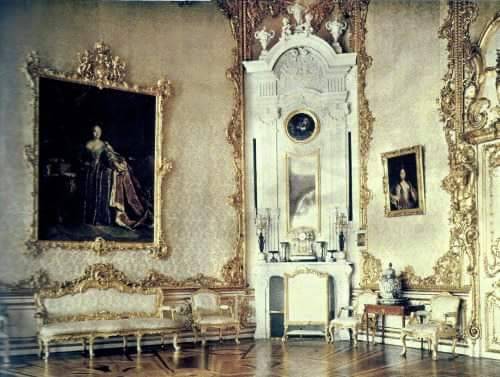 aw-laurendet:  Autochromes taken of the interiors of the Catherine Palace at Tsarskoe