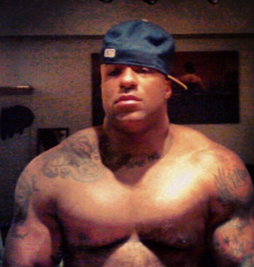 thickboyswag:  Tatted Muscles