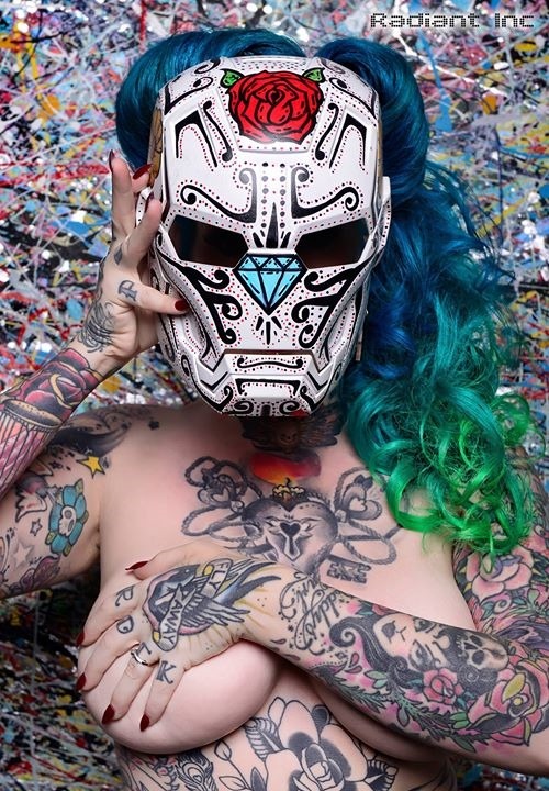 singletattoogirls:  Find a girl who wants to fuck you TONIGHT! Use this secret site: goo.gl/jOMKht