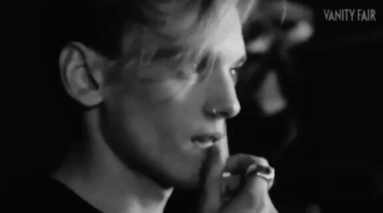 tumblr_pdxo6vFuqV1ufb0nt_540.gif